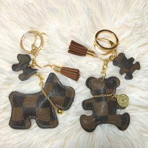 キーホルダー 犬 ワンちゃん くま クマ チェック柄 市松模様 バッグチャーム