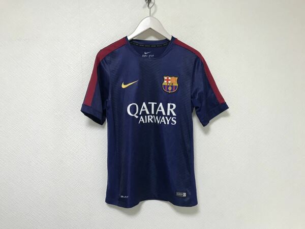 本物ナイキNIKE×FCバルセロナ バルサロゴワッペン半袖Tシャツゲームサッカーシャツメンズ青ブルーMスポーツウエア