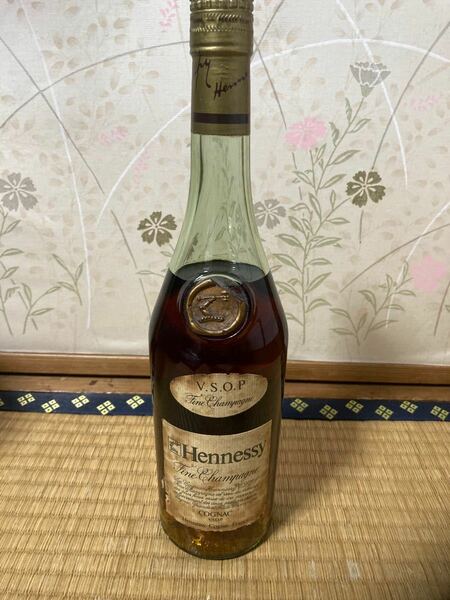 Hennessy V.S.O.P COGNAC ヘネシー 700ml 40％