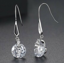 【必見】特大粒！！！【極上逸品】★ダイヤモンドピアス★《合計2ct》★プラチナ★_画像1