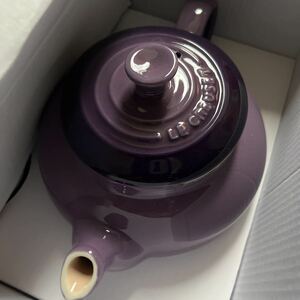 LE CREUSET ティーポットセット　カップ4 ソーサー4