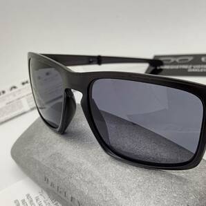 オークリー サングラス 送料無料 税込 新品 OAKLEY OO9246 01 SILVER Fの画像3