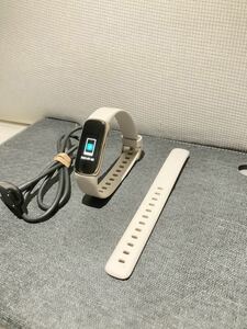 USED美品 Fitbit Luxe ルナホワイト／ソフトゴールド　フィットビット