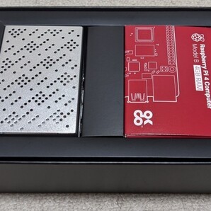 raspberry pi4 スターターキット新品 付属品多数