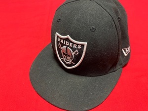 1円★NEW ERA ニューエラ × RAIDERS レイダース NFL ベースボール キャップ 帽子 黒　刺繍★