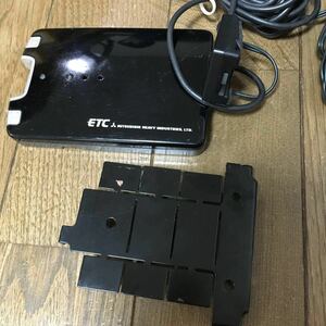 三菱重工　ETCカード用　ETC車載器　MOBE-550 +アンテナ+シガーソケット用電源コード+取り付け用台