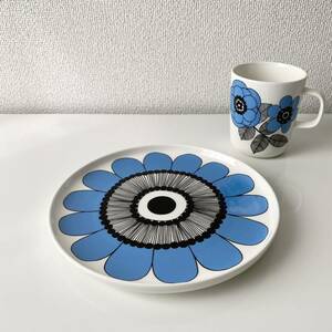 ★美品　マリメッコ ケスティト marimekko OIVA KESTIT 20㎝ラウンドプレート マグカップ　お花　ブルー★北欧フィンランドストックマン