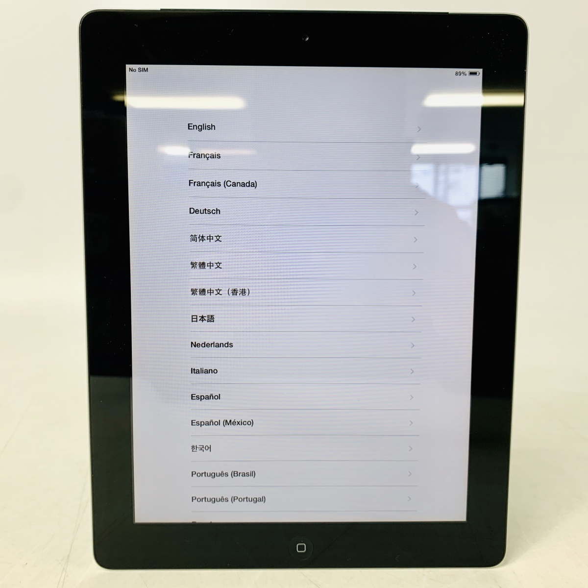 美品 au iPad（第5世代）32G Wi-Fi+Cellular シルバー 判定 送料無料 ...