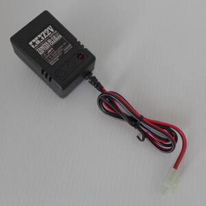 【送料込み】【未使用】タミヤ ニカドバッテリー専用充電器