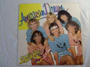 DOLLY DOTS　　ドリー・ドッツ　　　　 / 　　　AMERICAN DREAM　恋のローラー・スケーティング 　　　ブックレット付！