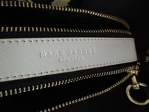 T【ニ-80】【60サイズ】MARC JACOBS マークジェイコブス バッグ/ザ スナップショット/ベージュ×ブラック/スモール ショルダー_画像4