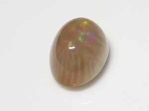 個性的な模様 オパール オーバルカボション 大きさ 14.8x11.2x9.0mm前後 7.51ct