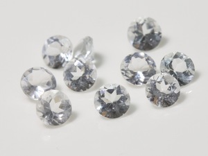 キレイなホワイトトパーズ 5mmラウンドのロット 10ケで5.35ct