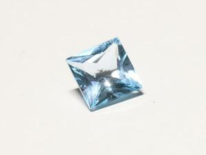 存在感あり！素敵な色！美石スカイブルートパーズ9x5.5mmプリンセスカット 重さ約4.09ct