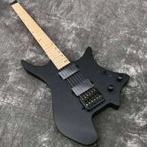 エレキギター 34インチ　本体 ハードウェア ブラック サテン　メープル　ヘッドレス 楽器 バンド_画像1