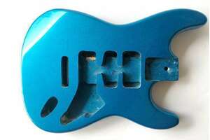 ストラト用 塗装済み ギターボディ ブルー マホガニー製 ギター自作用素材 エレキギター本体