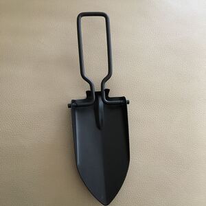 キャンプ、アウトドア、手持ちスコップ