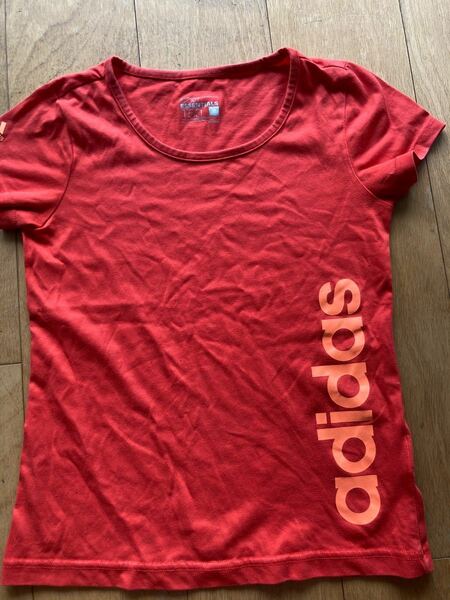 adidas アディダス Tシャツ　150cm オレンジ