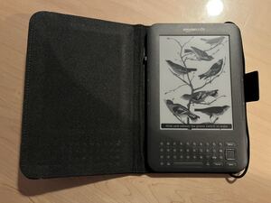 Amazon Kindle 3rd Gen 4GB with Keyboard - 3G+WiFi - 6-in Display