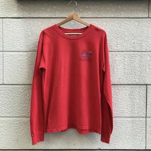 US古着 GILDAN ロングTシャツ 長袖Tシャツ ロンT Kademi ギルダン ポップ 子供 グッドプリント 赤 アメリカ古着 ロングスリーブ Mサイズ