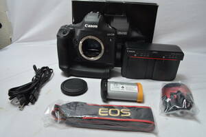 220259★ほぼ新品★Canon デジタル一眼レフカメラ EOS-1D X Mark III ボディー