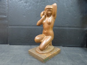 ◆横浜古物◆ 木彫り 裸婦 銘不詳