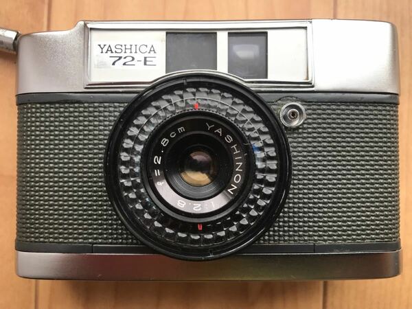 【YASHICA 72-E 】フィルムカメラ ヤシカ（説明書、ケースあり）