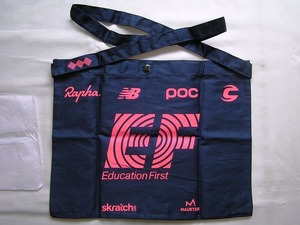 【Rapha ラファ】非売品`19 EF キャノンデール サコッシュ フィードバッグ 新品 POC ニューバランス skratch MAURTEN エコバッグ 紺 ピンク