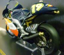 ixo　1/24　REPSOL アプリリア RSW250　セバスチャン　ポルト　#19　レプソル　 APRILIA RSW 2005 MotoGP　☆　_画像6