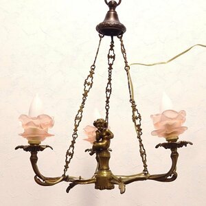 慶應◆20世紀初頭頃 フランスアンティーク ブロンズ鍍金天使モチーフ3灯式吊りランプ 薔薇形シェード