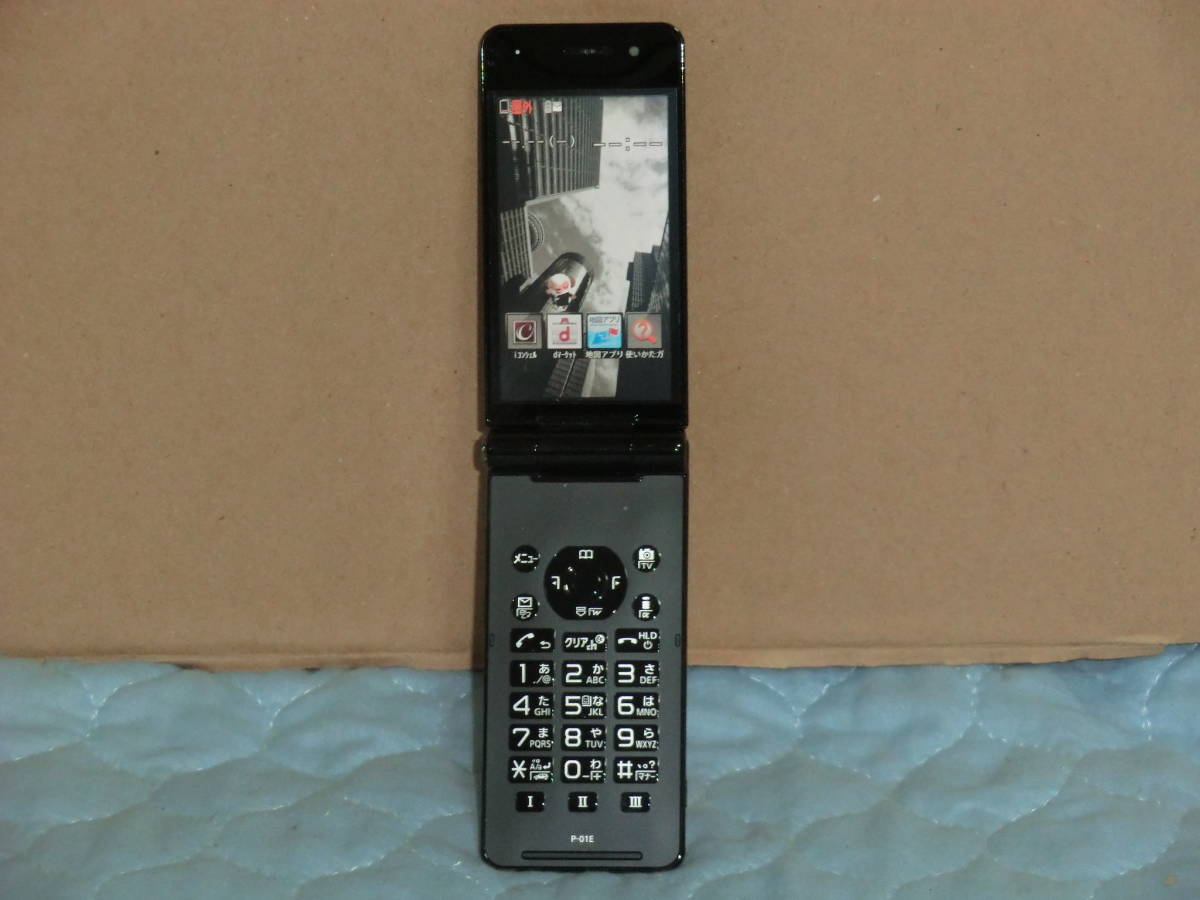 ヤフオク! -「DoCoMo p-01e ブラック」(携帯電話本体) (携帯電話 