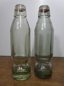 w96 玉が下まで落ちる 初期型 ラムネ瓶 2本 まとめて / 昭和レトロ 戦前 戦後 ガラス瓶 ボトル 駄菓子屋 古い 昔