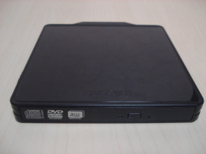 [送料無料 即決] BUFFALO USBポータブル外付型DVDドライブ DVSM-PC58U2V USED