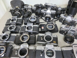 584☆カメラ、レンズ まとめて ペトリ/REVUEFLEX/コニカ/PRAKTICA/リコー/SRGUS/KOWA/タムロン/TEFNON ジャンク扱 カメラ レンズ 同梱不可