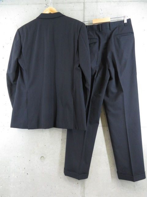 Burberry スーツ 秋冬物 Burberry スーツ 秋冬物