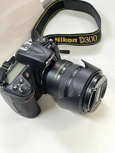 Nikon D300 デジタル一眼レフカメラ レンズ付き