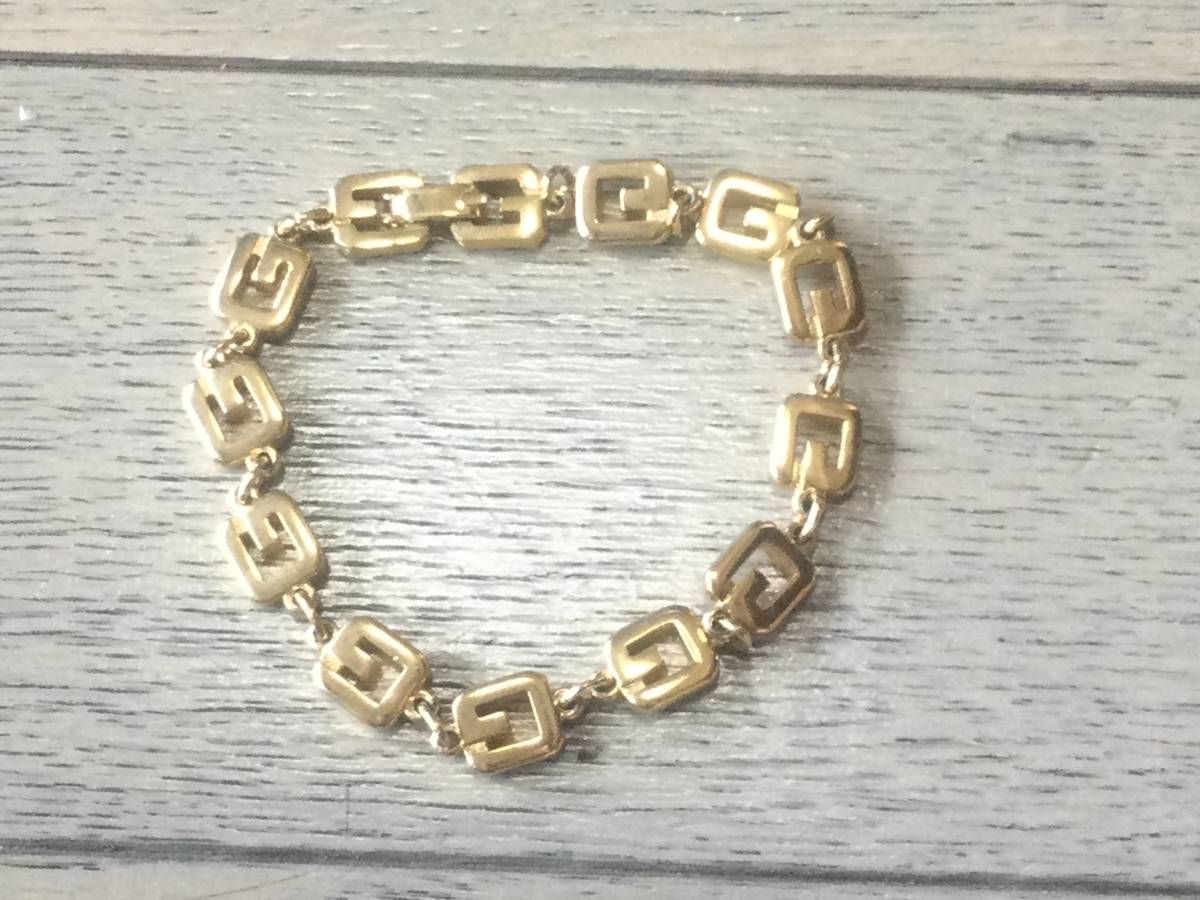 ヤフオク! -「givenchyジバンシィ」(ブレスレット、バングル ...