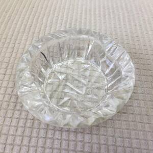 灰皿 シンプル ガラス 全体的に欠けあり シンプル 小ぶり 小型 透明
