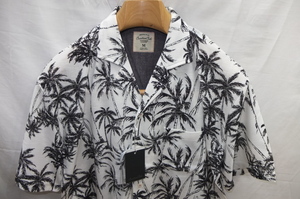 Короткая рубашка Aloha Рубашка yahi Wood Phitle Print Pearl Edition M Размер Черно -белый куб создания ★ Неиспользуемый дешево!