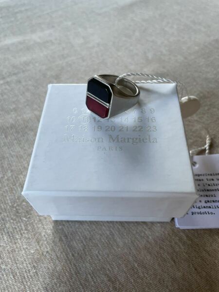 S新品 メゾンマルジェラ スプリット ツートーン シグネット リング 指輪 21AW S 19号 Maison Margiela 11 メンズ シルバー ブラック レッド