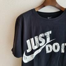 NIKE ナイキ トップス Tシャツ プリント ラウンドネック 文字 ロゴ 半袖 メンズ サイズXL 黒 Xmm28_画像1