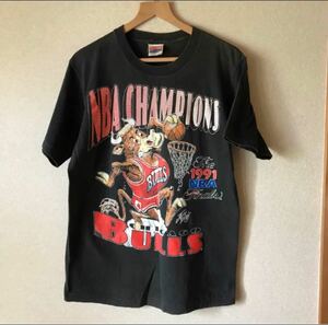 CHICAGO BULLS シカゴブルズ NUTMEG製 US古着 NBA