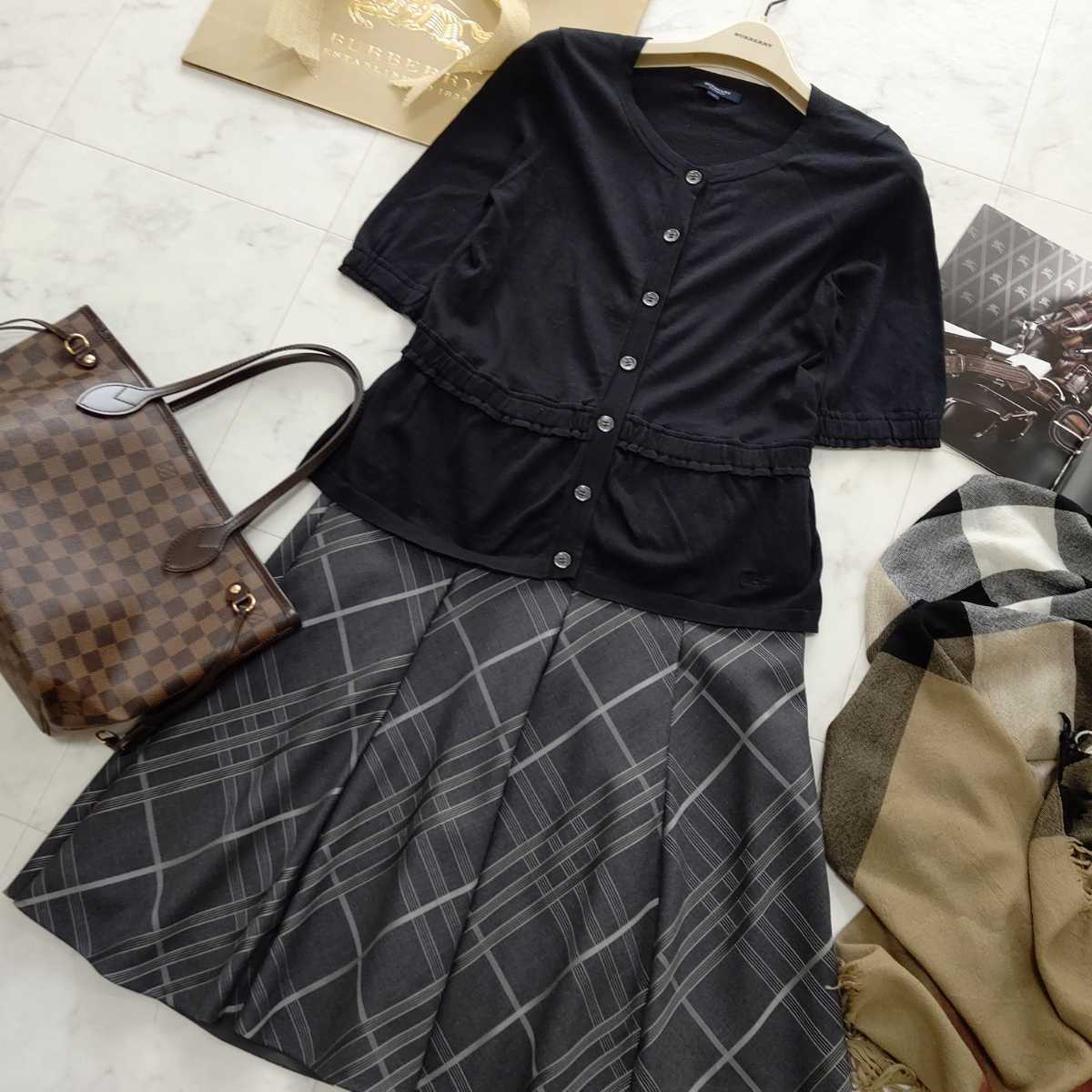 のサイズ】 極美品】BURBERRYバーバリー上38下36 七分袖 ウール