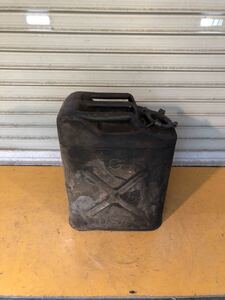 * fuel tank gasoline carrying can jeli can USA used *