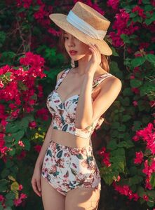[ Itioshi carefuly selected commodity ] lady's swimsuit separate shoulder strap floral print print resort summer G068