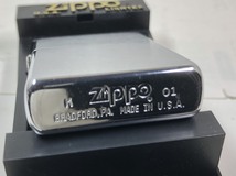 2001 Zippo ブラッシュクローム・銀色サテン・プレーン（無地）#200定番クロム 新品_画像1