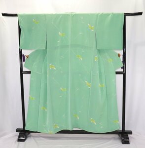 Art hand Auction Komon/Seda pura/Excelente estado/Yuzen pintado a mano/Verde claro/Listo para usar/Adecuado para una altura de 140-148 cm [Yuzuriha] 5514, kimono de mujer, kimono, Patrón pequeño, Confeccionado