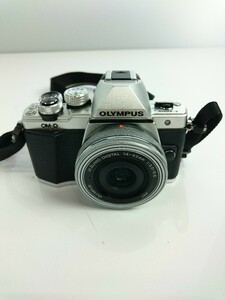 OLYMPUS◆デジタル一眼カメラ OM-D E-M10 Mark II 14-42mm EZレンズキット