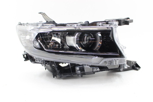 美品　ランドクルーザープラド　TRJ150W　後期　ヘッドライト　右　右側　運転席　LED　コイト　60-262　打刻J　81145-60M80　232241