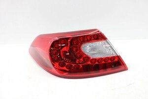 美品/破損無　フーガ　Y51　LED　テールランプ　左　左側　スタンレー　P8641　26559-1ME0A　打刻F1　251298